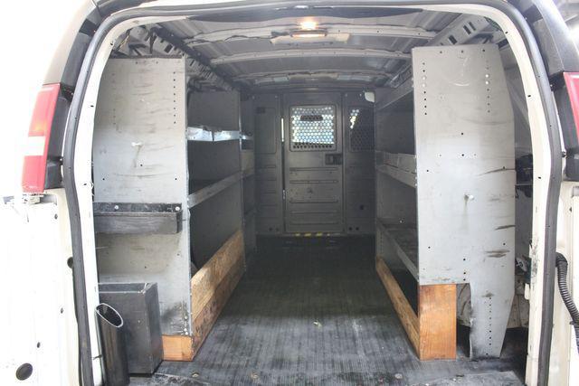 Photo of 2014 Summit White Chevrolet Express 3500