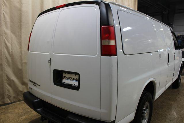 Photo of 2014 Summit White Chevrolet Express 3500