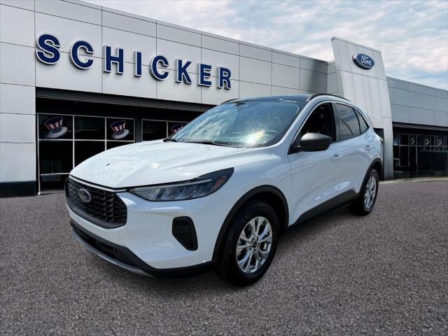 Photo of 2023 Oxford White Ford Escape