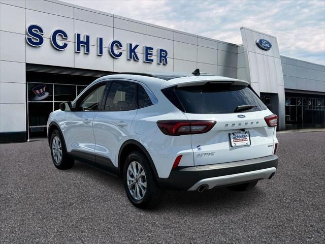 Photo of 2023 Oxford White Ford Escape