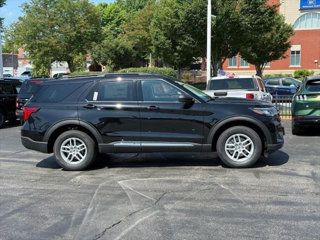 Photo of 2025 Agate Black Metallic Ford Explorer