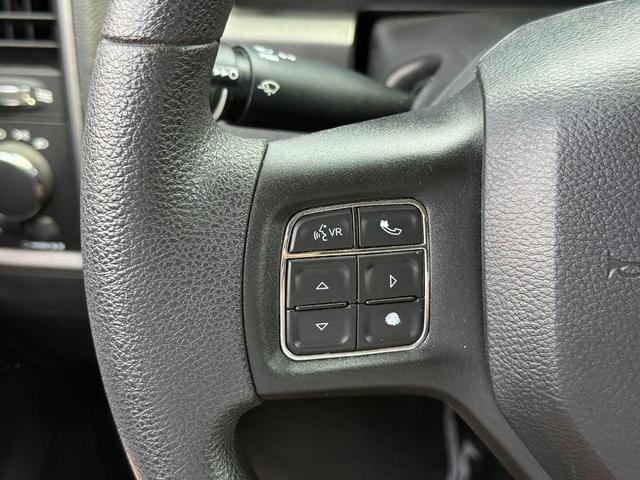 Photo of 2019 Bright White Clearcoat RAM 1500