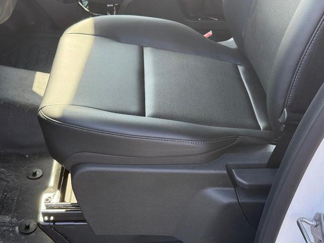 Photo of 2025 Oxford White Ford Transit-150