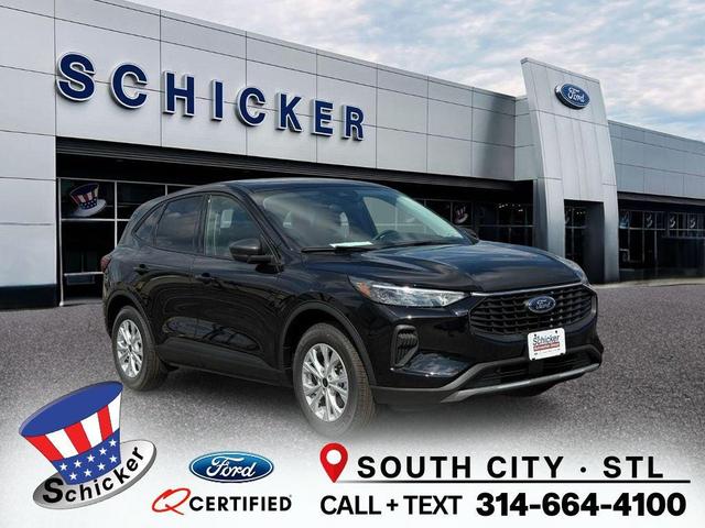 Photo of 2025 Agate Black Metallic Ford Escape