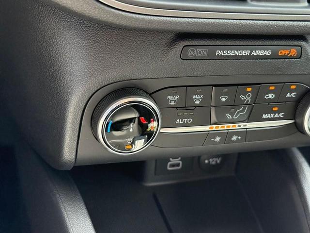 Photo of 2025 Agate Black Metallic Ford Escape