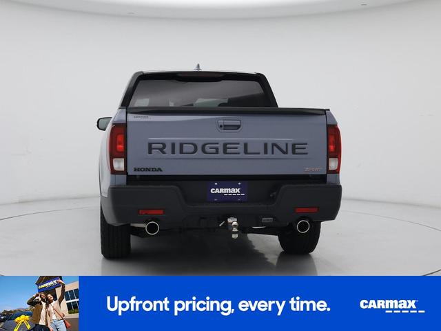 Photo of 2025 Gray Honda Ridgeline