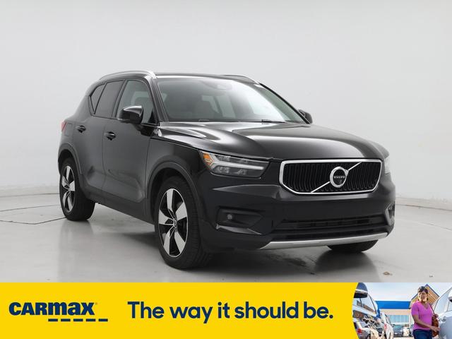 2021 Volvo XC40