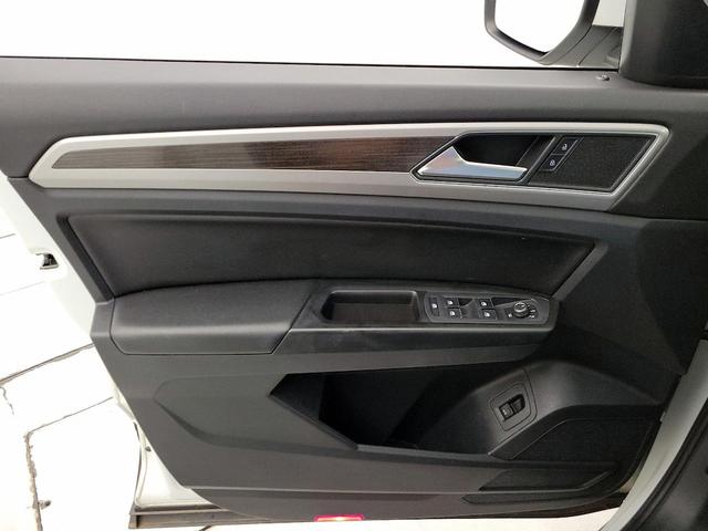 Photo of 2019 White Volkswagen Atlas