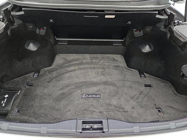 Photo of 2015 White Lexus IS 250