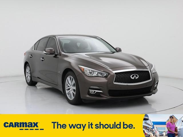 2015 Infiniti Q50