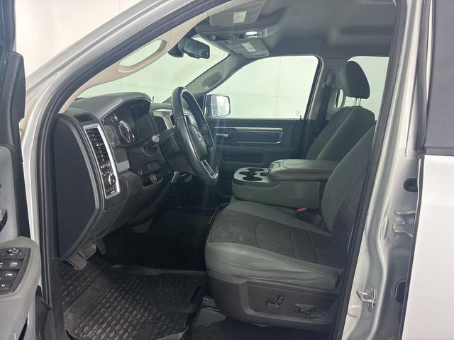 Photo of 2016 Bright Silver Metallic Clearcoat RAM 1500