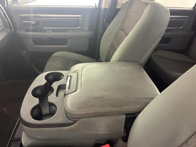 Photo of 2016 Bright Silver Metallic Clearcoat RAM 1500