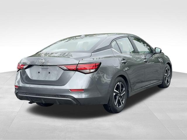 Photo of 2025 Gun Metallic Nissan Sentra