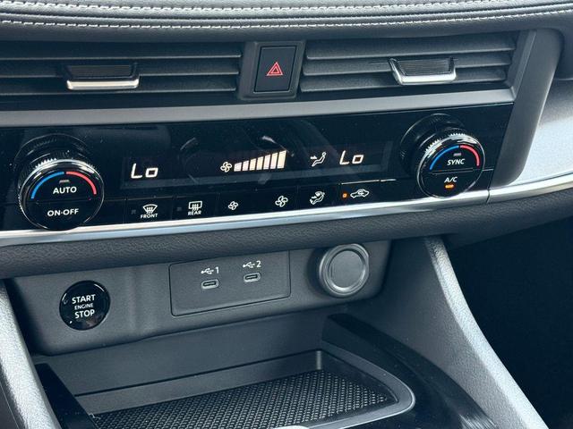 Photo of 2026 Black Nissan Rogue
