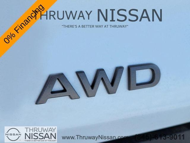 Photo of 2025 Everest White P Nissan Murano