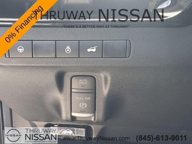 Photo of 2025 Everest White P Nissan Murano