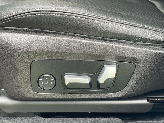 Photo of 2023 Alpine White BMW X3
