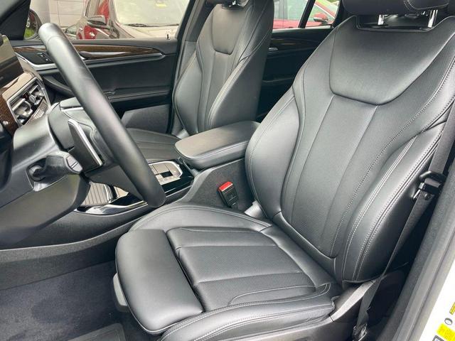 Photo of 2023 Alpine White BMW X3