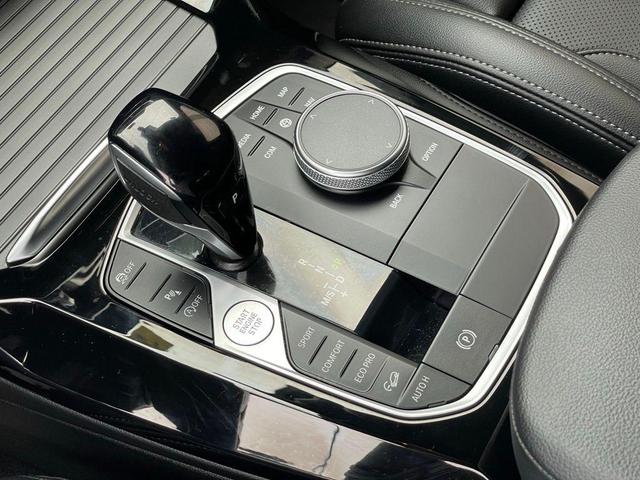 Photo of 2023 Alpine White BMW X3