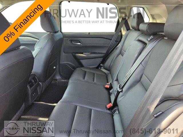 Photo of 2025 Everest White P Nissan Rogue