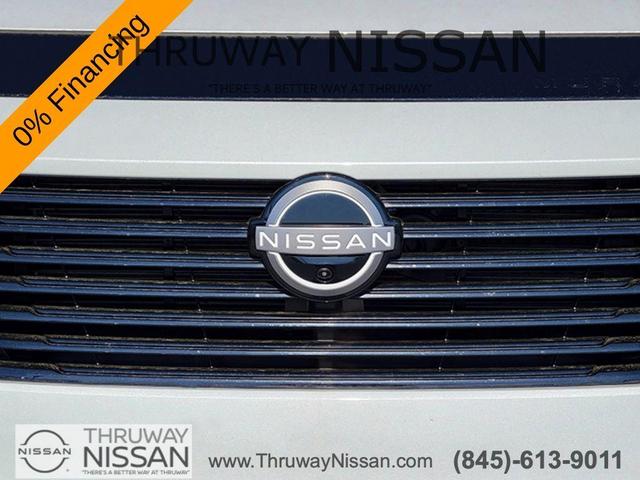 Photo of 2025 Everest White P Nissan Murano