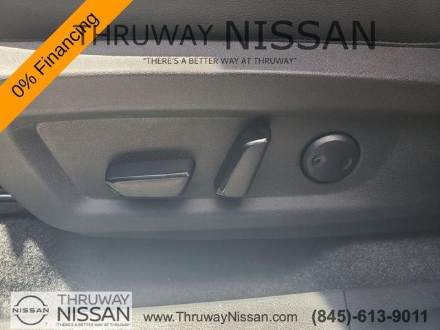 Photo of 2025 Everest White P Nissan Murano