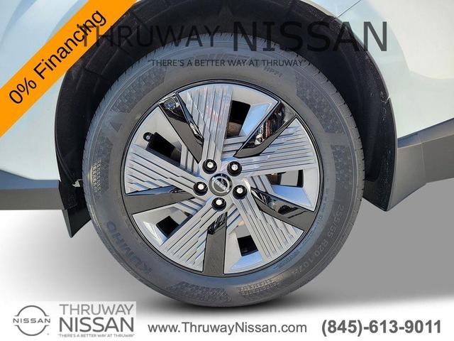 Photo of 2025 Everest White P Nissan Murano