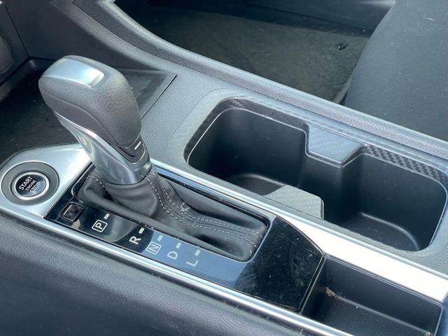 Photo of 2023 Scarlet Ember Nissan Sentra