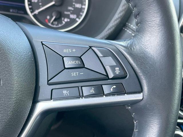 Photo of 2023 Scarlet Ember Nissan Sentra