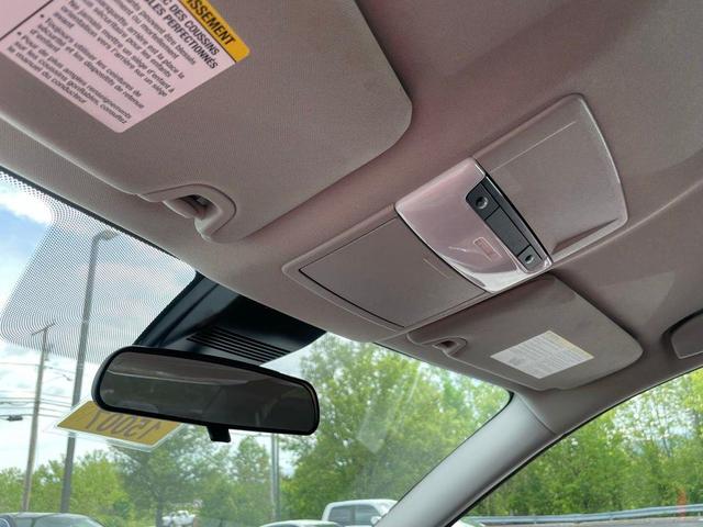 Photo of 2024 White Nissan Altima