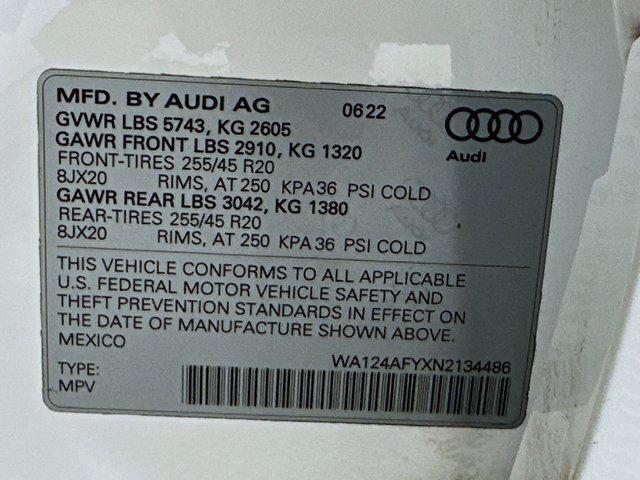 Photo of 2022 Ibis White Audi SQ5