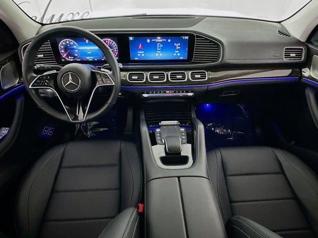 Photo of 2024 Obsidian Black Metallic Mercedes-Benz GLE 450 Plug-In Hybrid