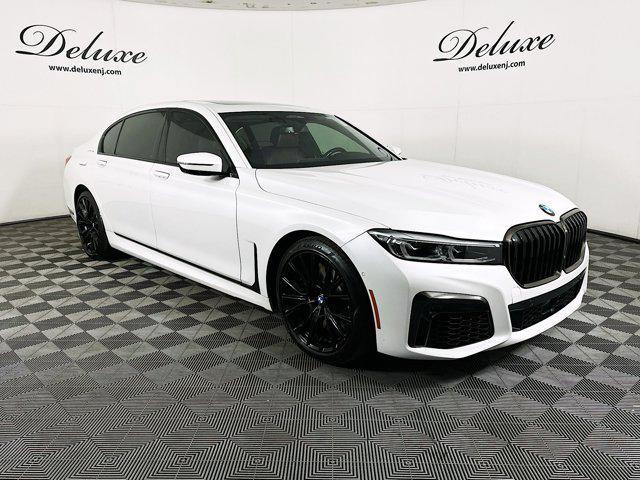 2022 BMW 750