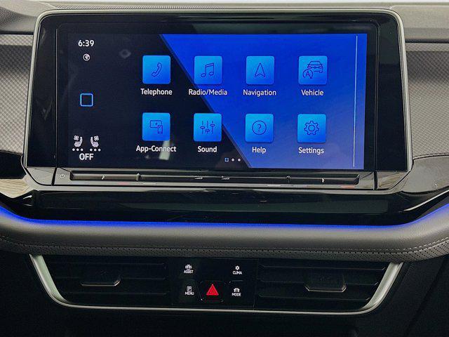 Photo of 2024 Pure Gray Volkswagen Atlas