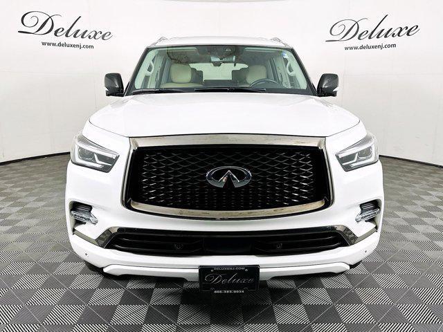 Photo of 2023 Moonstone White INFINITI QX80