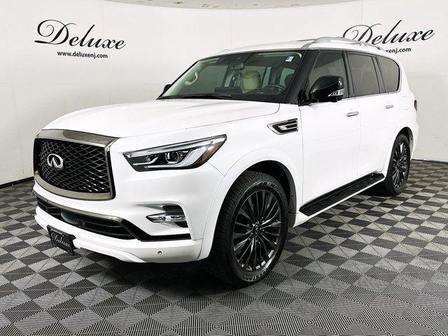 Photo of 2023 Moonstone White INFINITI QX80