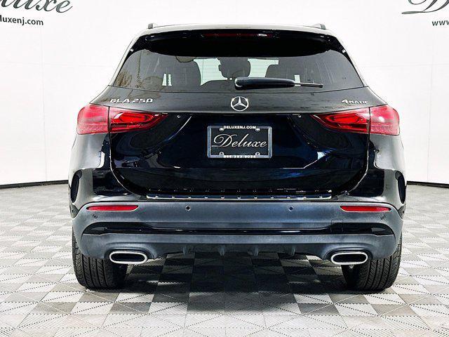 Photo of 2024 Night Black Mercedes-Benz GLA 250
