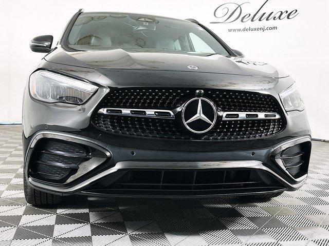 Photo of 2024 Night Black Mercedes-Benz GLA 250