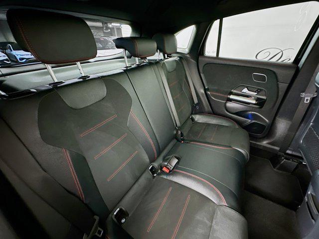 Photo of 2024 Night Black Mercedes-Benz GLA 250