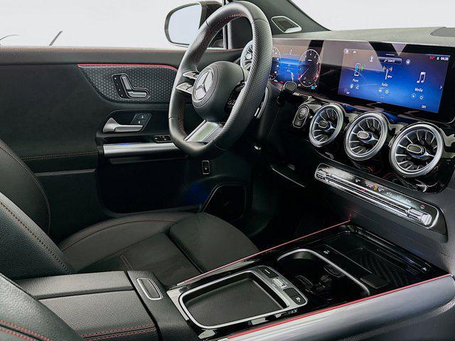 Photo of 2024 Night Black Mercedes-Benz GLA 250