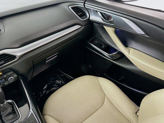 Photo of 2021 Machine Gray Metallic Mazda CX-9