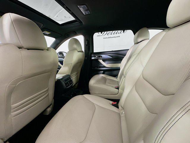 Photo of 2021 Machine Gray Metallic Mazda CX-9