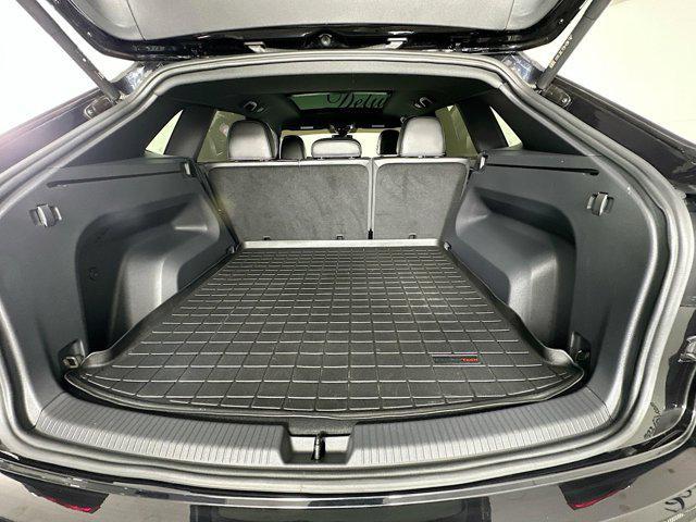 Photo of 2024 Deep Black Pearl Volkswagen Atlas Cross Sport