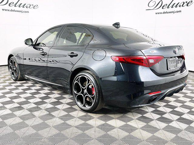 Photo of 2023 Vulcano Black Metallic Alfa Romeo Giulia