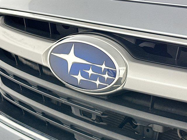 Photo of 2022 Ice Silver Metallic Subaru Outback