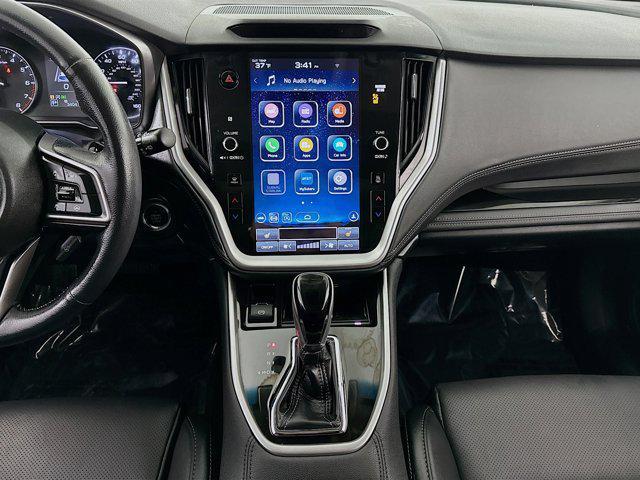 Photo of 2022 Ice Silver Metallic Subaru Outback