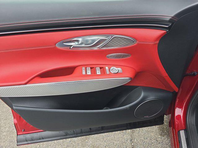 Photo of 2023 Mauna Red Genesis GV70