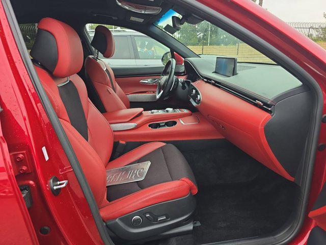 Photo of 2023 Mauna Red Genesis GV70