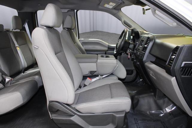Photo of 2019 Oxford White Ford F-150