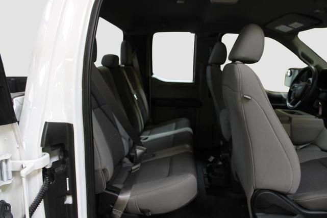 Photo of 2019 Oxford White Ford F-150